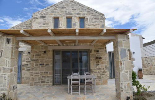 LAINI LUXURY SUITES - Photo 35