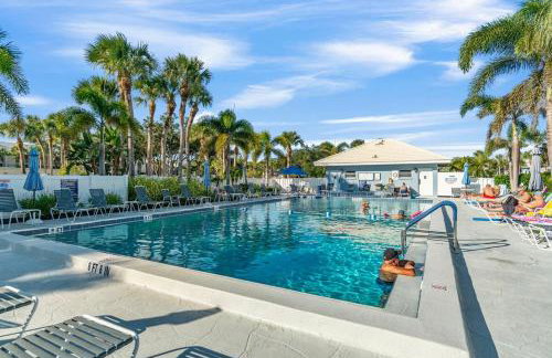 Golf Privileges with Pool near Wellen Park and Atlanta Braves stadium - Foto 3