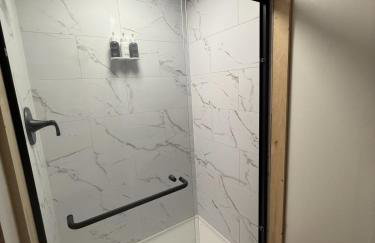 The Brady Retreat Hot tub and pool - Foto 7