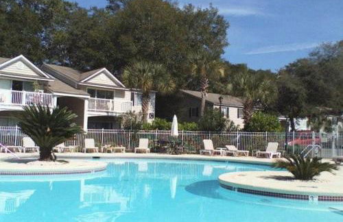 H13 Ocean Walk Resort 2bdrm 2 bath downstairs great beds Great view and always a great breeze - Foto 18