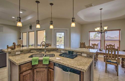 South Padre Paradise with Saltwater Pool Near Golf! - Foto 10