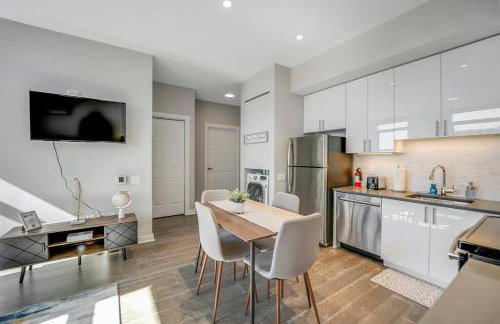 Stylish 1br Unit. Parking. Easy Ride to NYC - Photo 11