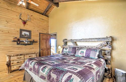 Rustic Cabin 20 Mins to Capitol Reef Natl Park! - Photo 11