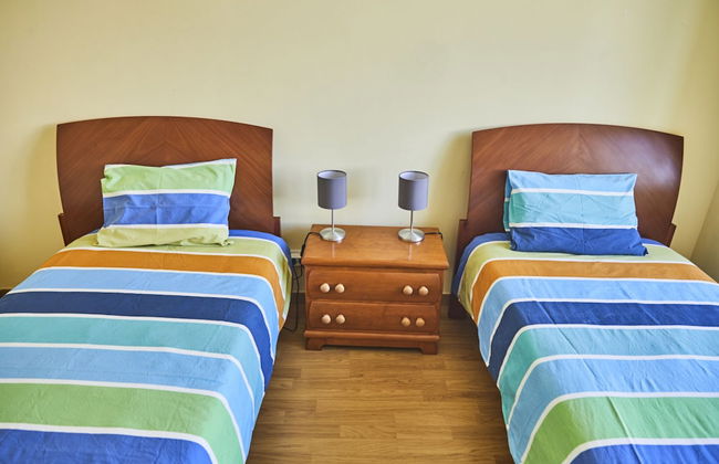 2 Bedroom Apartment Sol de Linda-a-Velha - Foto 6