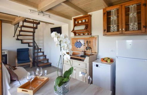 1 Bedroom Stunning Home In Palagnana - Foto 14