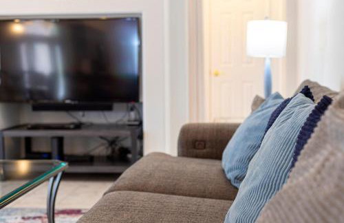 514 - Make Yourself at Home on our Private Pool Deck with Spa - Photo 59