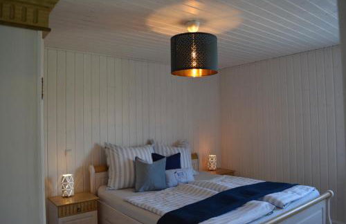 Kapitänshaus Zerpenschleuse Holiday Chalet - Photo 2