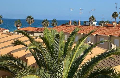 Apartamento dúplex en primera línea de playa - Foto 22