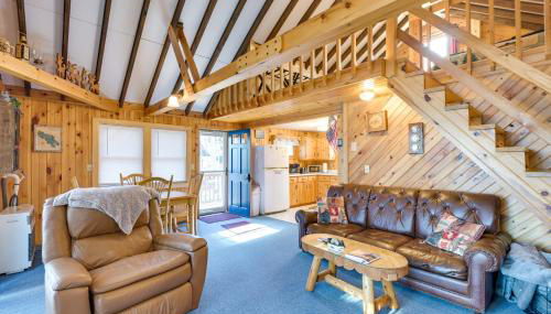 Cozy Chemo Pond Cabin with Dock and Waterfront Views - Foto 5