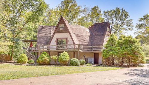 Walk to School House Winery Home with Deck! - Foto 3