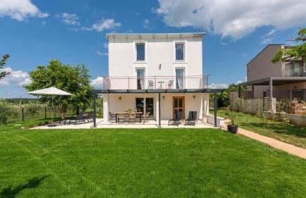 Villa Saini with Sea View - Photo 3