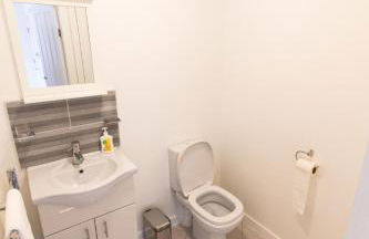 Live in Leeds Nazarene Apartments - Photo 30