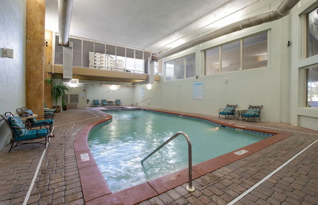 Penthouse With Beautiful Beach Views! 1 Bedroom, 2 Bathroom Penthouse! - Foto 15