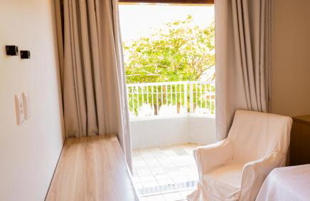 Casa com Wi-Fi, Piscina e Garagem a 550m da Praia - Foto 20