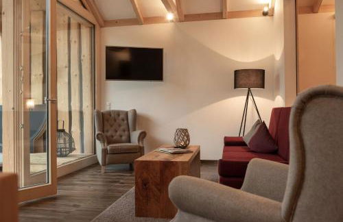 Forstgut - Premium Waldchalets und Lodge Suiten - Photo 74