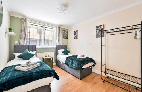 Sleeps 5, Westfield Shopping Centre, Free Parking - Foto 25