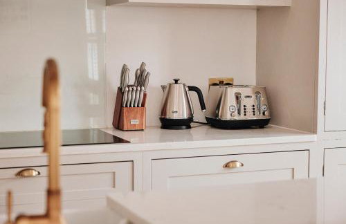 Luxury Fulham Townhouse with a Bar & Games Room - Foto 20