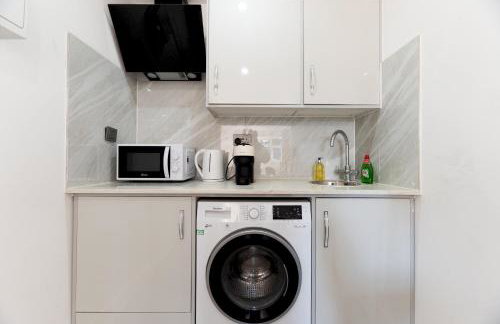 Charming studio near transport to central London - Pass the Keys - Photo 7