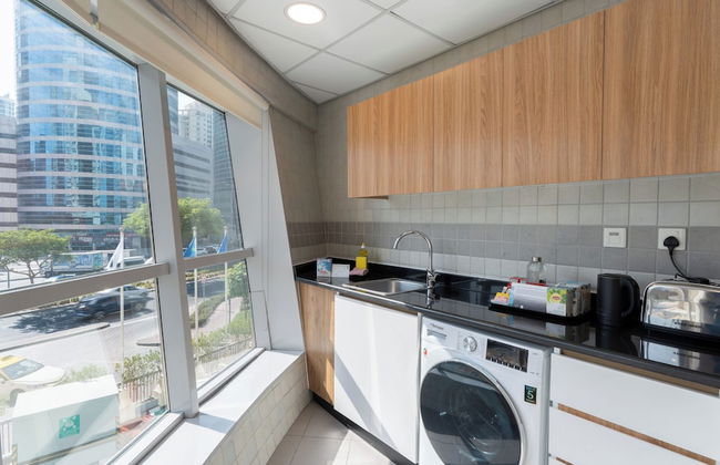 Citadines Metro Central Dubai - Photo 32