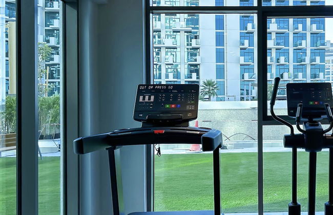 Gorgeous 1B Apt With Balcony in Azizi Fawad - Photo 42