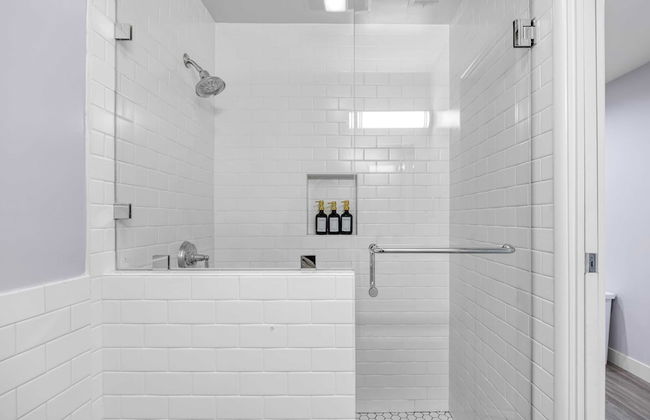 Fulton I by Avantstay Modern Haven in Downtown - Foto 26