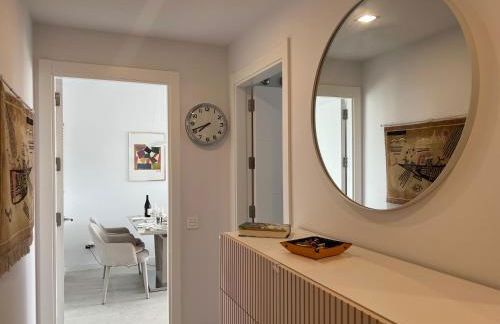 New build modern ap 4 min walk to the beach and Marbella old town - Foto 18