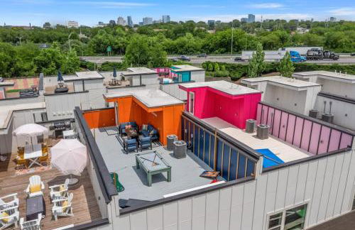 Chic Oasis 2 miles from DT - Pool table - B-Dashy - Foto 43