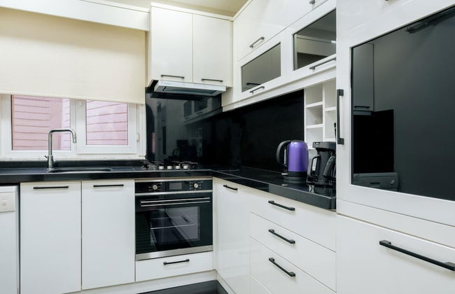 Modern Spacious Flat w Balcony 5 min to Taksim - Foto 3