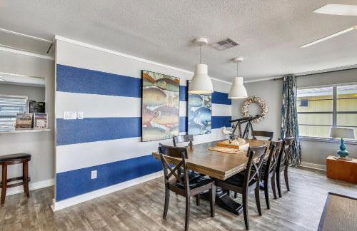 Bermuda Beachfront by Ryson Vacation Rentals - Photo 15