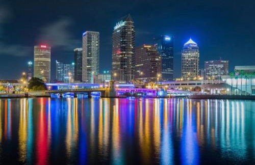 Luxury Holistic Oasis by Bayshore/Hyde Park/SoHo - Foto 2