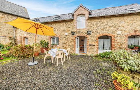 Gorgeous Home In Saint-Méloir-Des-Ondes - Foto 3