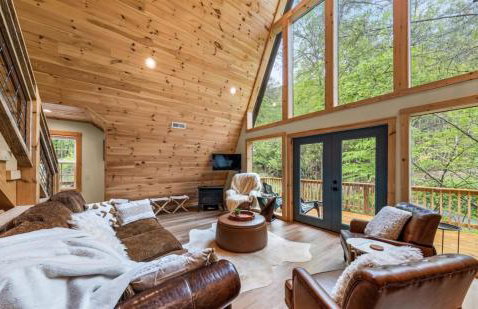 Mountain View Retreat with Large Swim Spa, Game Room - Foto 4