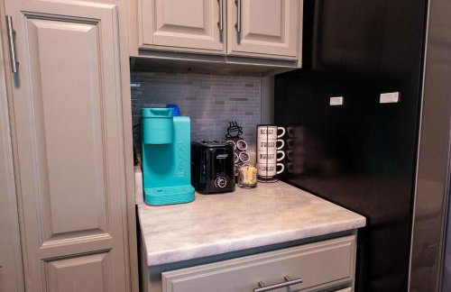 Portsmouth 2BR 1BA Getaway - Foto 17