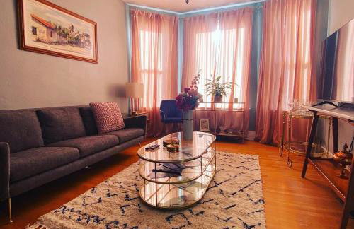 Bo's Queen Anne with Hot Tub and fenced backyard - Foto 14