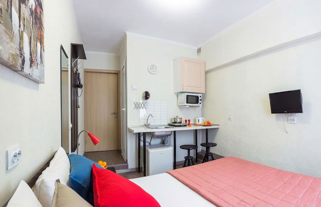 Your Studio - 1 - Photo 3