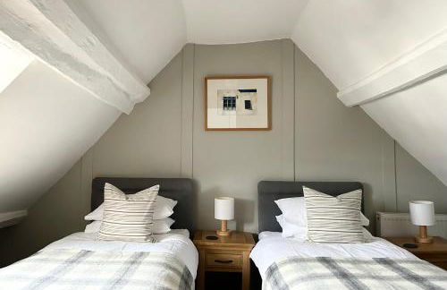 Number 22, Castle Street - Photo 17