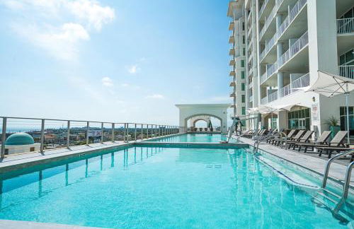 Sea it All Infinity Pool Ocean Views Steps From the Beach -- a Great Getaway - Foto 6