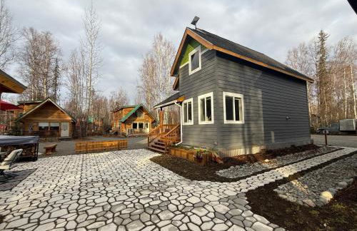 Talkeetna Log Cabin with Hot Tub Unit 2 - Foto 23