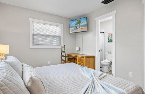 Salty Sunrise by Distinctive Beach Rentals - Foto 75