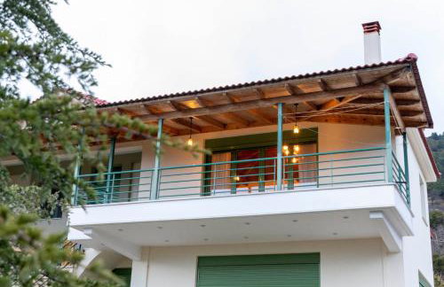 Country Home Giannaras - Photo 2