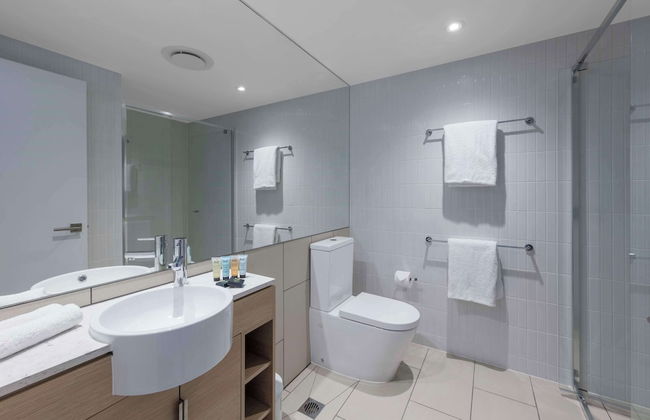 Avani Broadbeach Residences - Photo 39