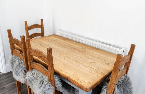 Northfield Cottage, Games & Arcade Room, Dog Friendly HS2, NEC, BHX, M42, Family Gatherings, Contractors, Hot Tube Hire Optional - Foto 31