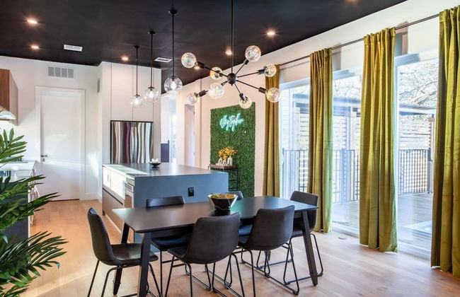 Chic 4BR Pool House - Steps to South 1st Street - Foto 8