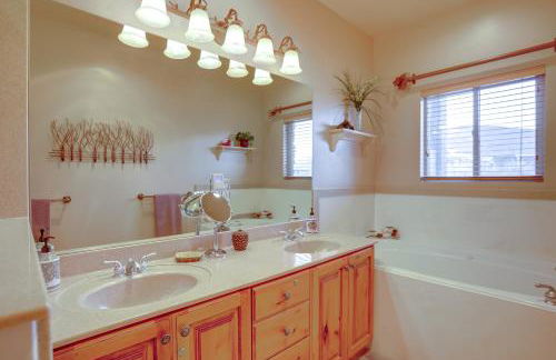 High-End Huntsville Condo with Private Hot Tub! - Foto 11