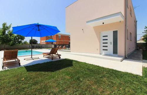 New modern villa Gogo with private pool near the beach and town of Pula by WiiBuk - Foto 7