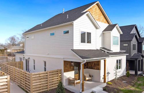 Ozark Oasis Walk to DT Bentonville - Photo 2