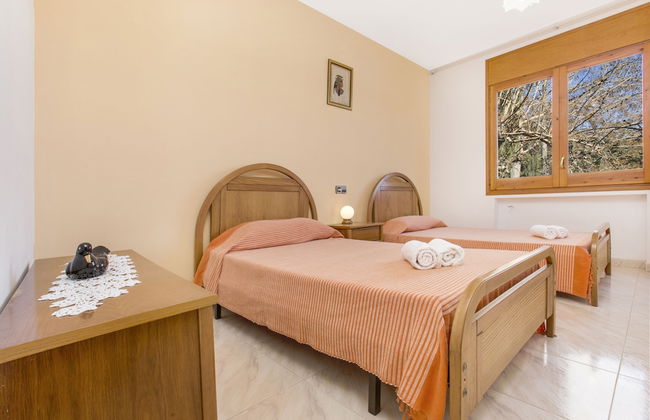 Villa Crespo - Photo 2