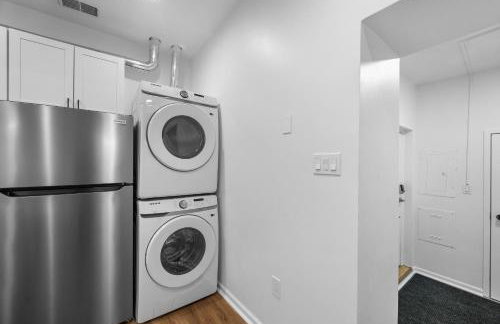 Central Lawrenceville 1B Bright and Stylish 2 Bedroom Apartment with Free Street Parking - Foto 10