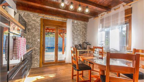 Amazing Home In Perusic With Sauna - Photo 4