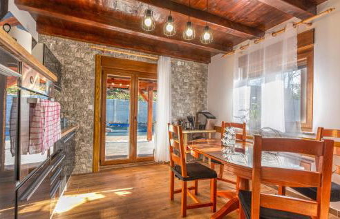 Amazing Home In Perusic With Sauna - Foto 4